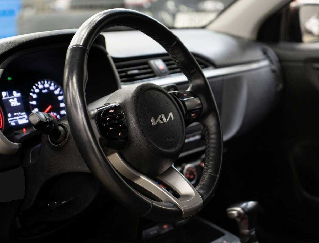 Kia Rio 2022 года с пробегом. Фото: #4