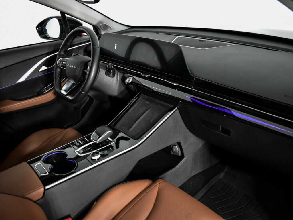 OMODA C5 2023 года с пробегом. Фото: #12