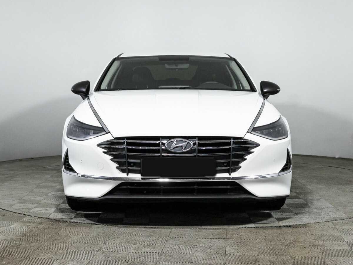 Hyundai Sonata 2021 года с пробегом. Фото: #1