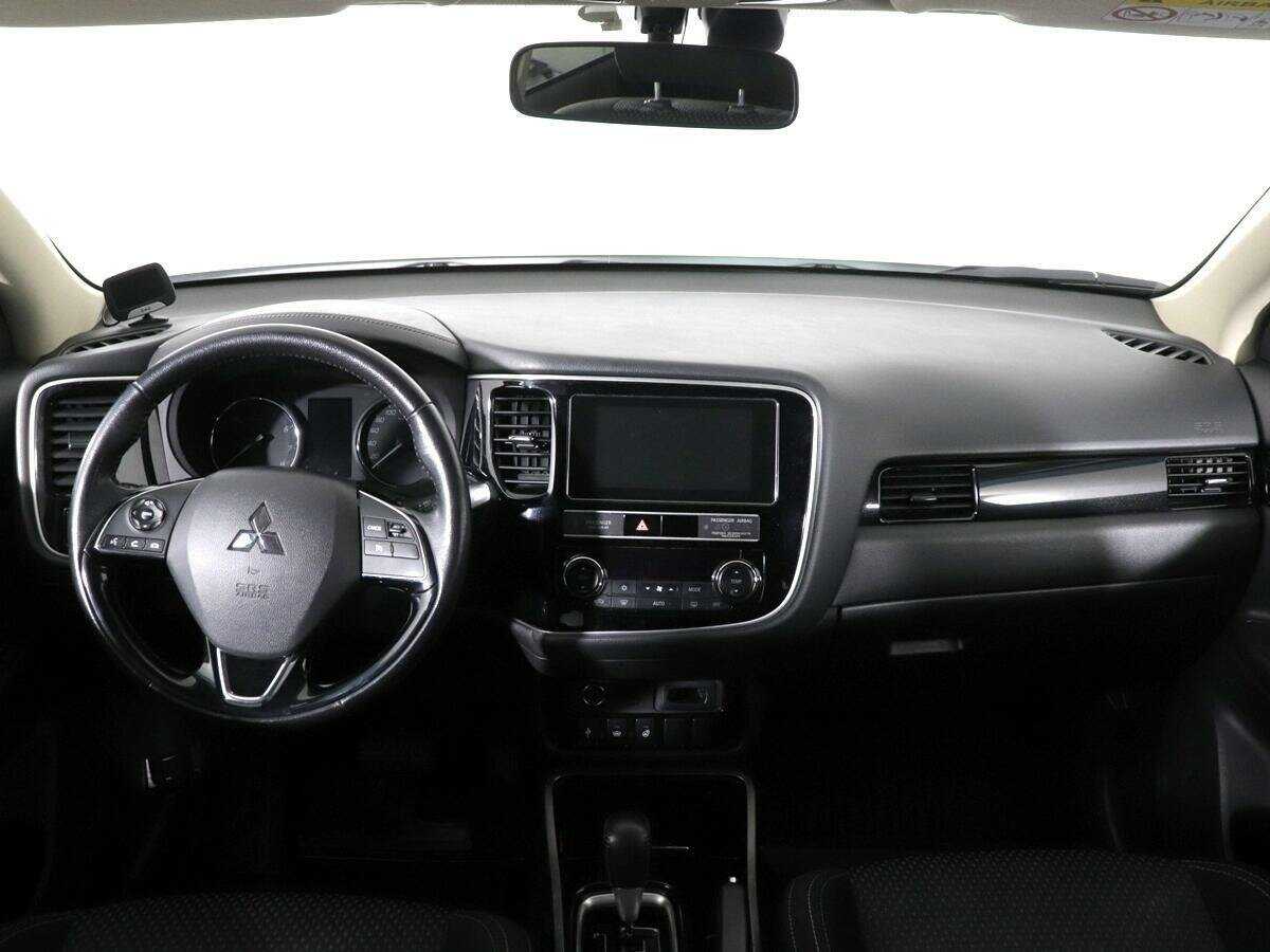 Mitsubishi Outlander 2019 года с пробегом. Фото: #21