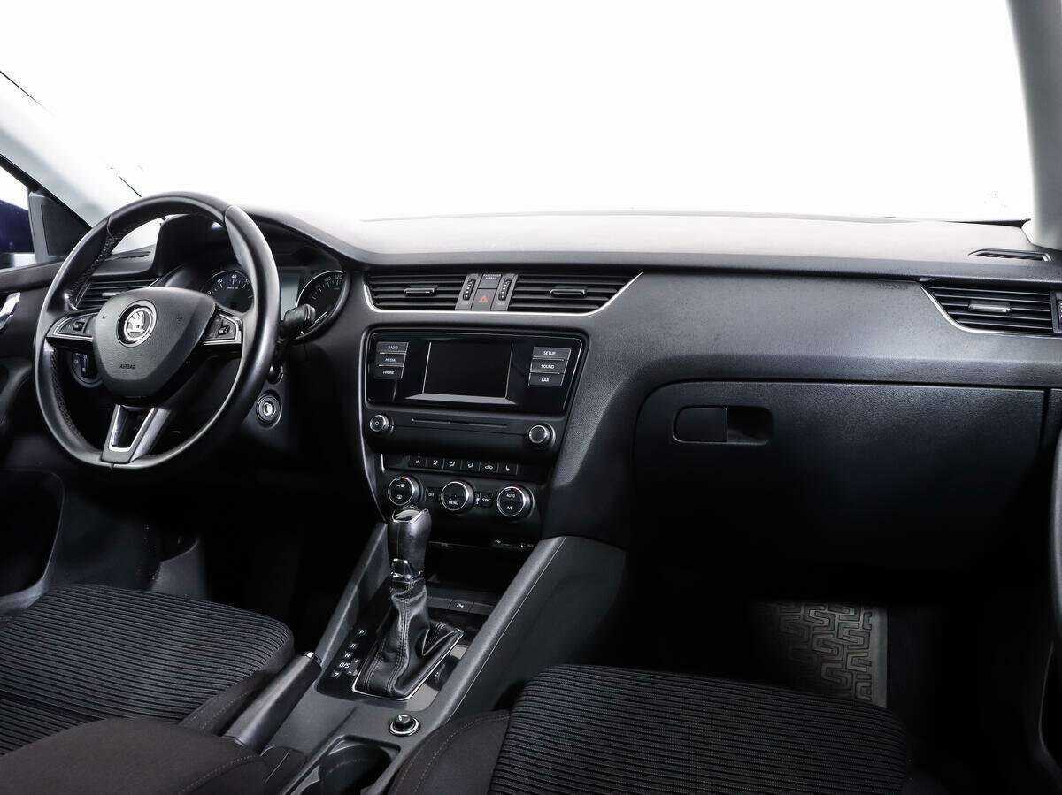 Skoda Octavia 2015 года с пробегом. Фото: #6