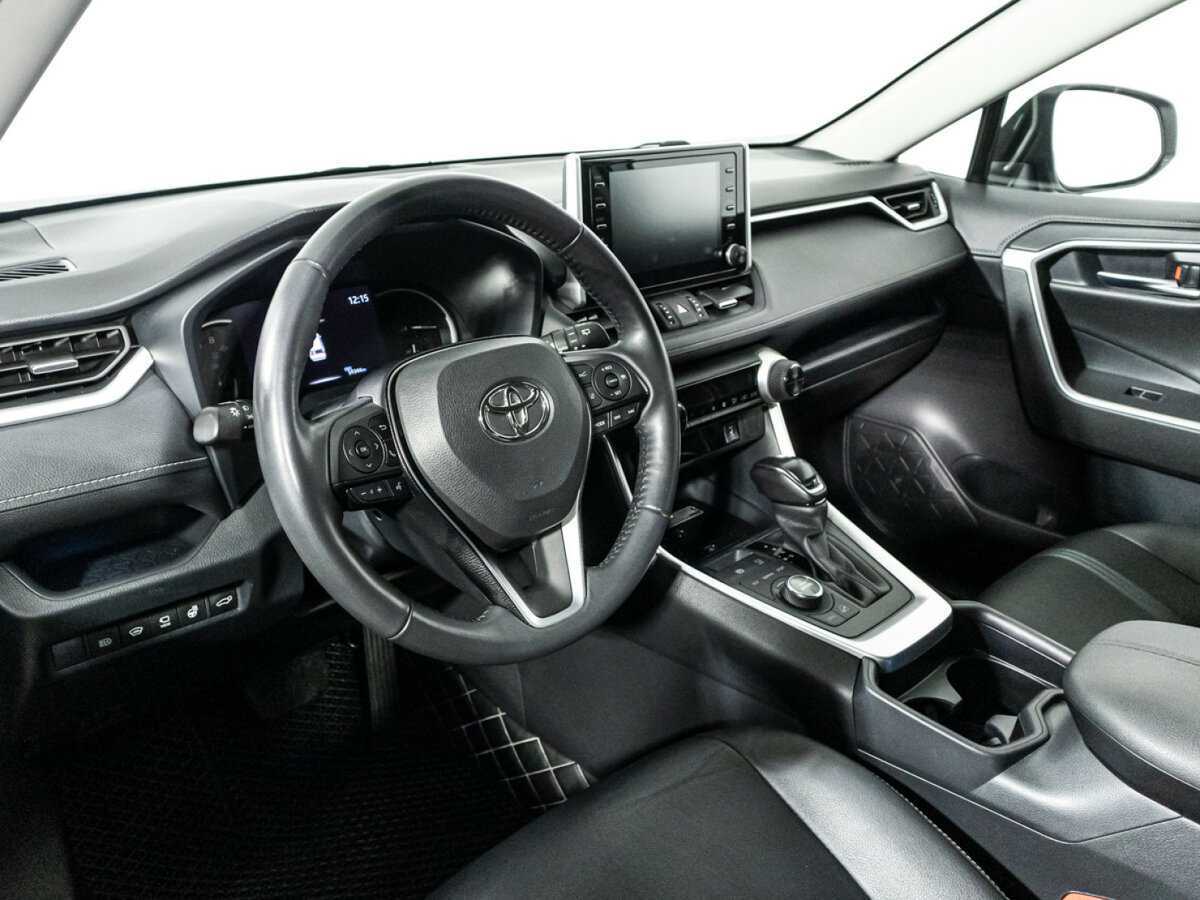 Toyota RAV4 2021 года с пробегом. Фото: #10