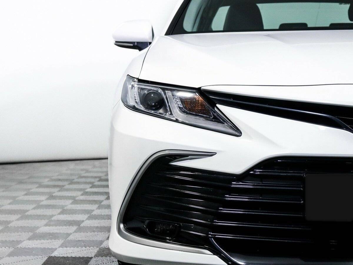 Toyota Camry 2021 года с пробегом. Фото: #17