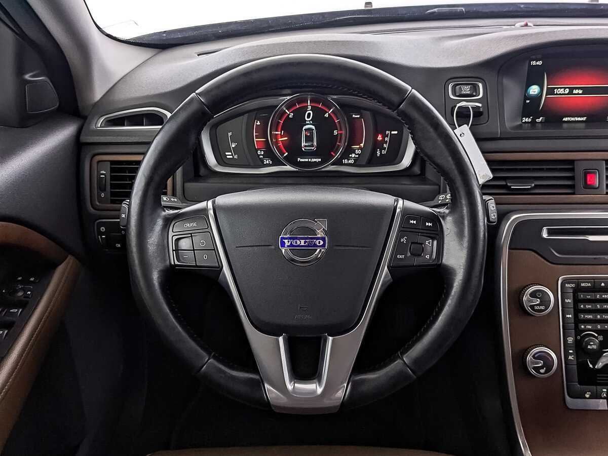 Volvo XC70 2015 года с пробегом. Фото: #21