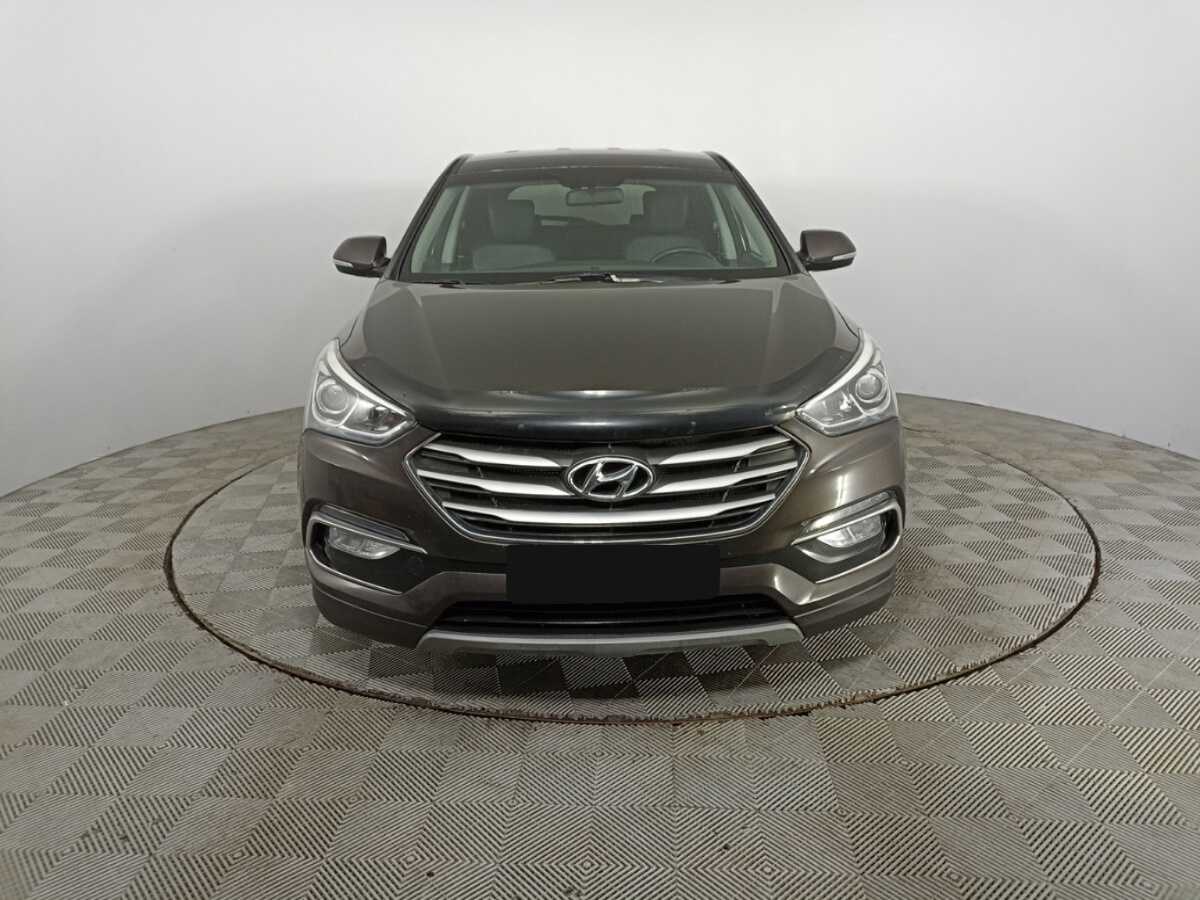 Hyundai Santa Fe 2017 года с пробегом. Фото: #1
