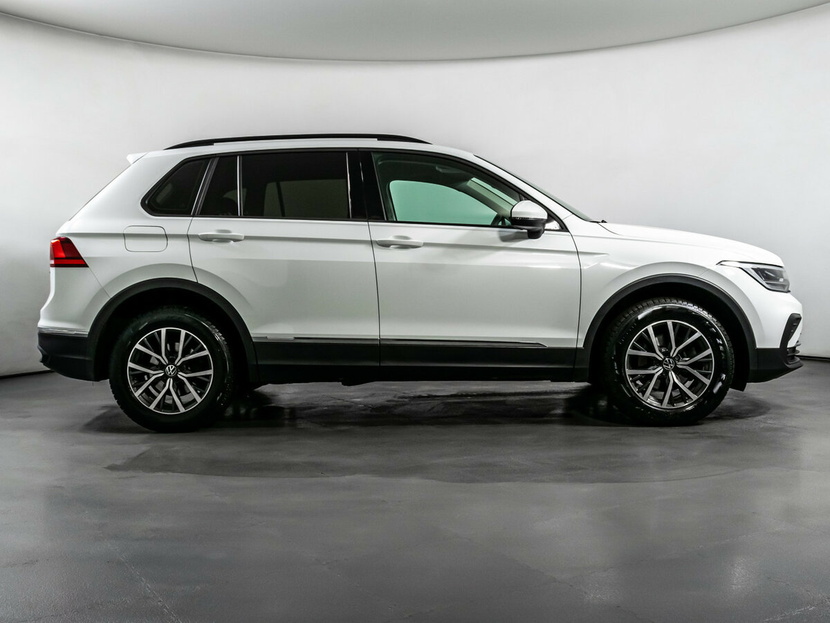 Volkswagen Tiguan 2022 года с пробегом. Фото: #3