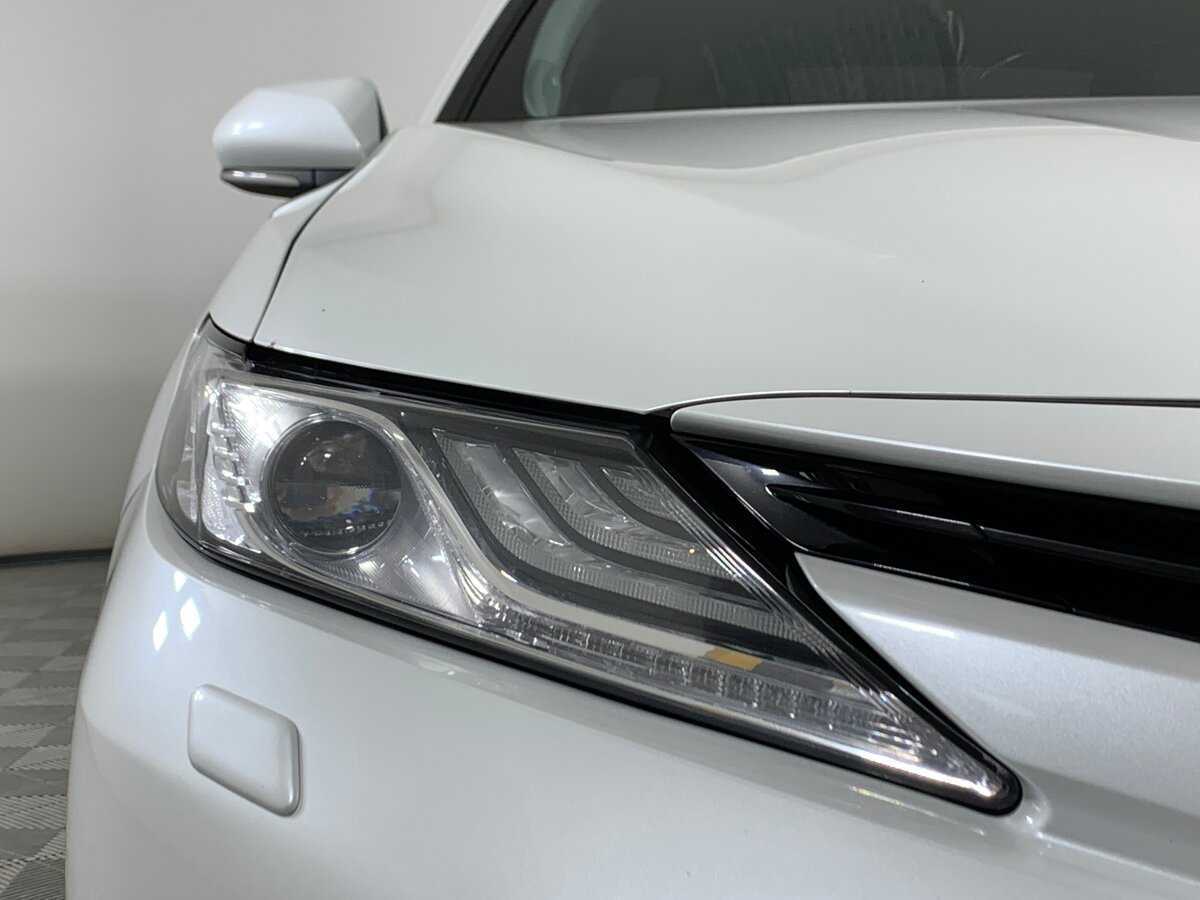 Toyota Camry 2020 года с пробегом. Фото: #9