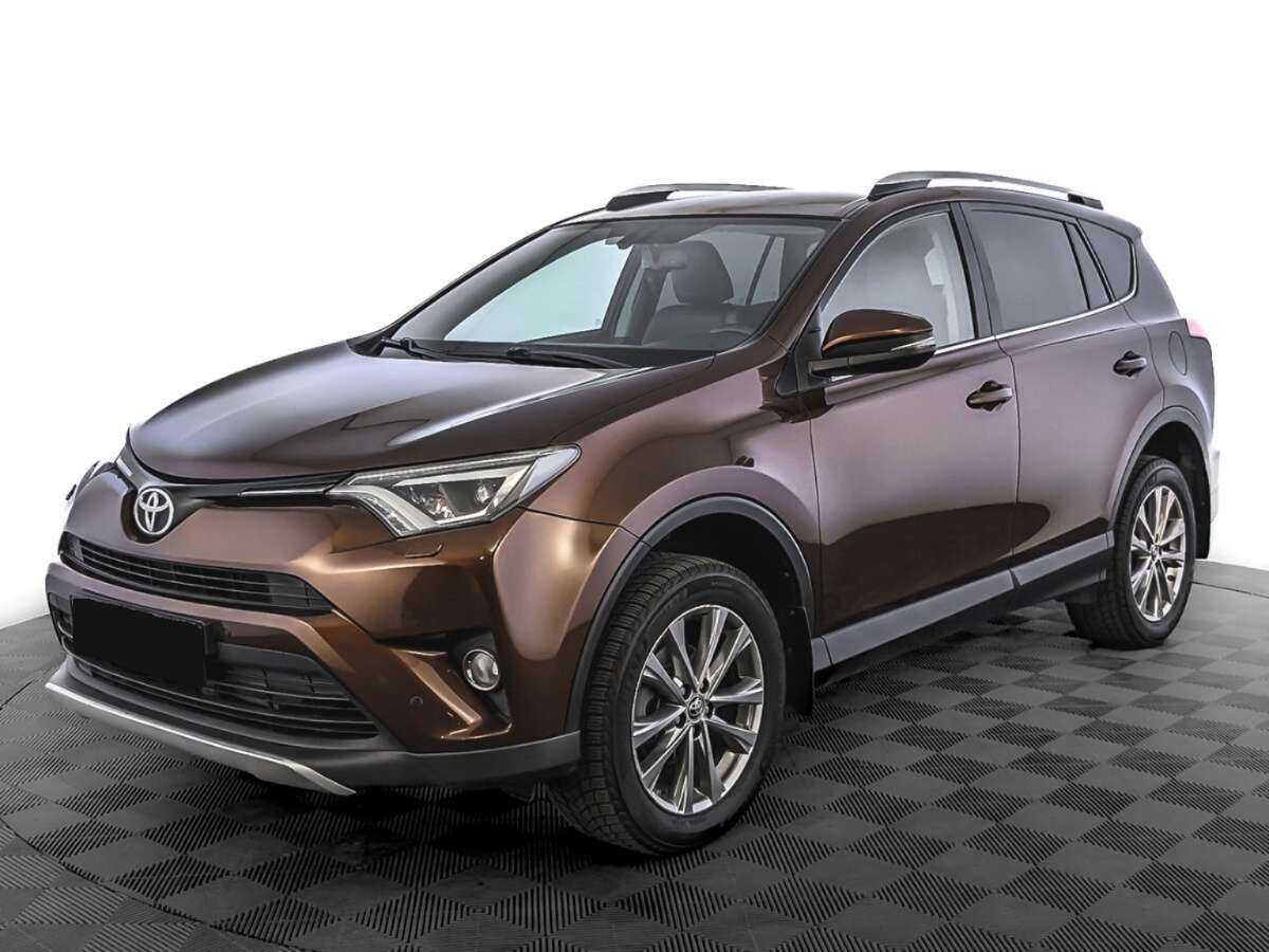 Toyota RAV4 2017 года с пробегом. Посмотреть фото