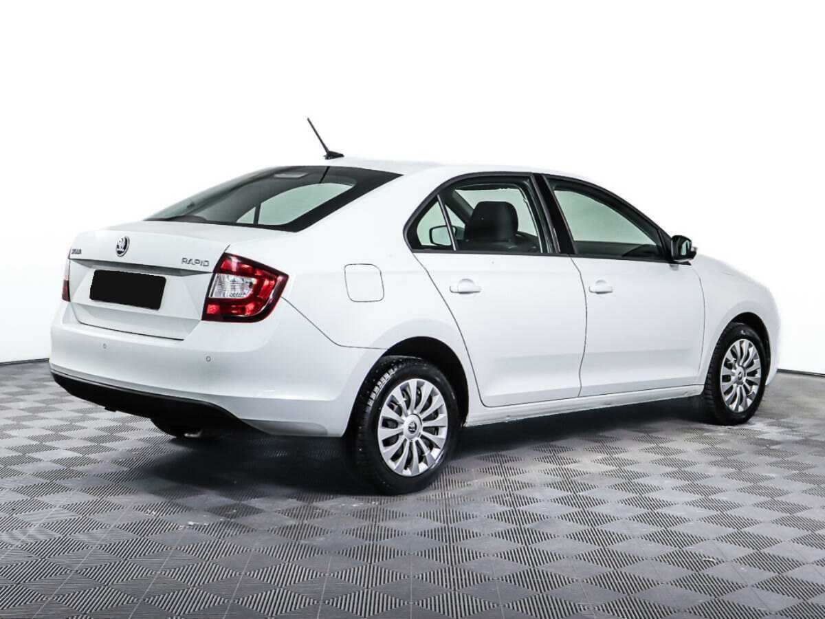 Skoda Rapid 2019 года с пробегом. Фото: #3