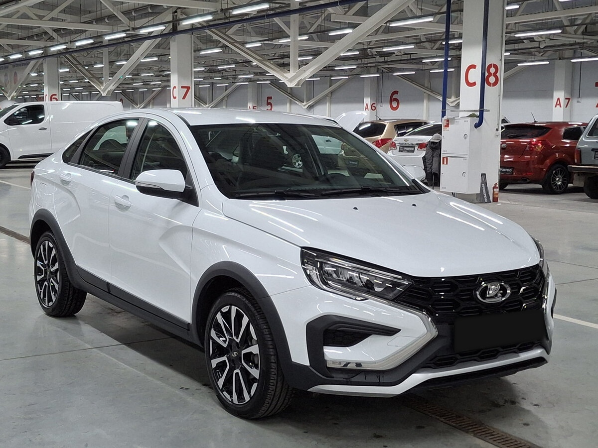 Lada (ВАЗ) Vesta 2024 года с пробегом. Фото: #2