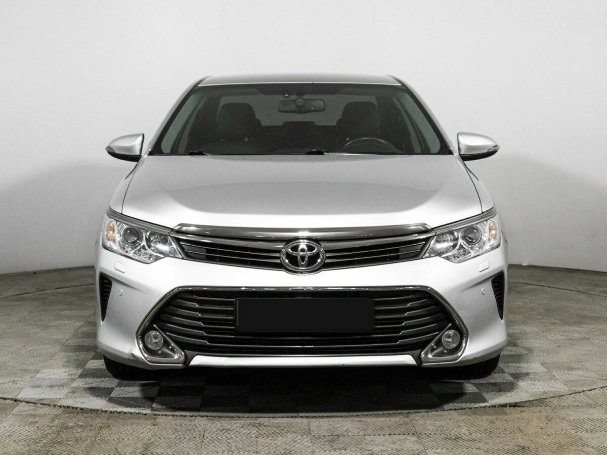 Toyota Camry 2015 года с пробегом. Фото: #1