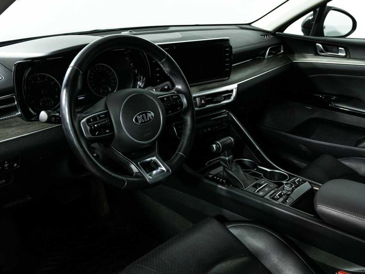Kia K5 2021 года с пробегом. Фото: #10