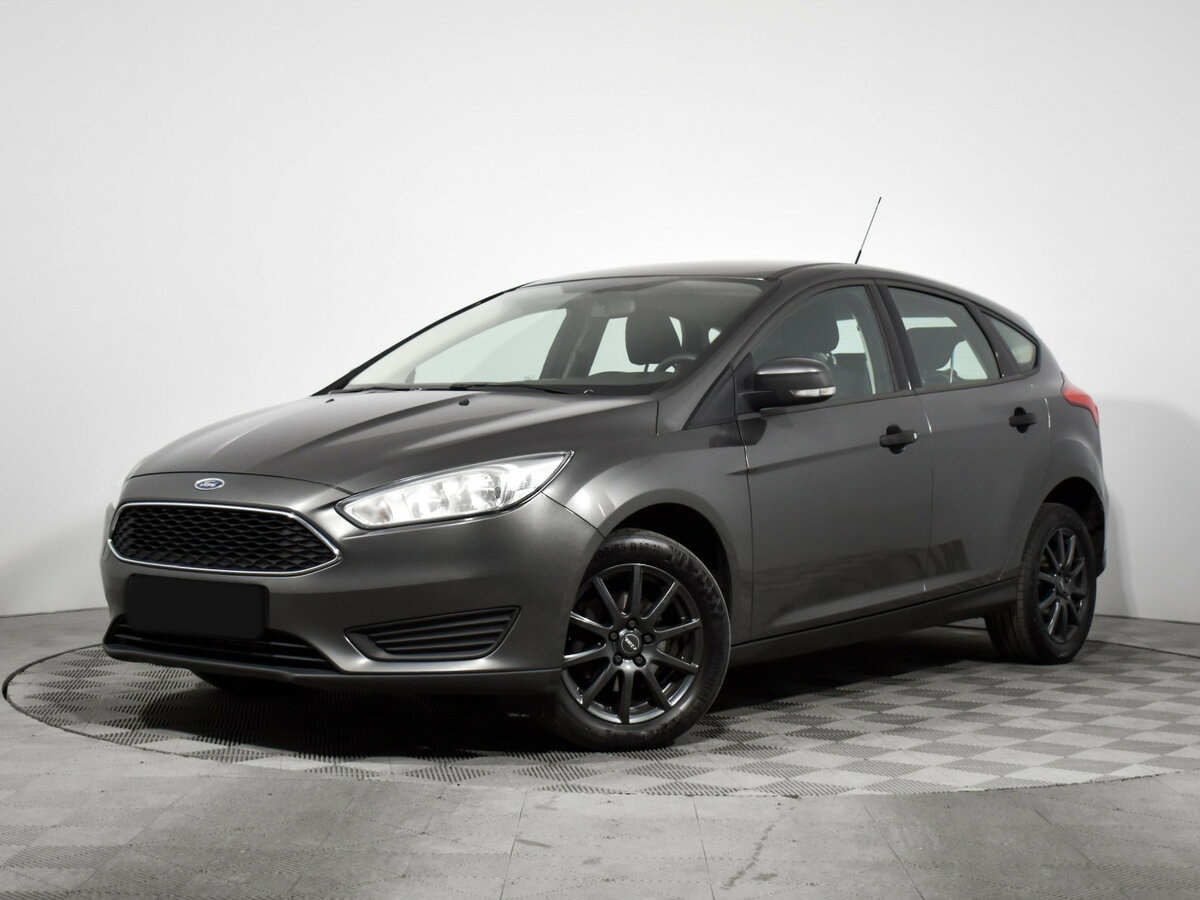 Ford Focus 2016 года с пробегом. Посмотреть фото