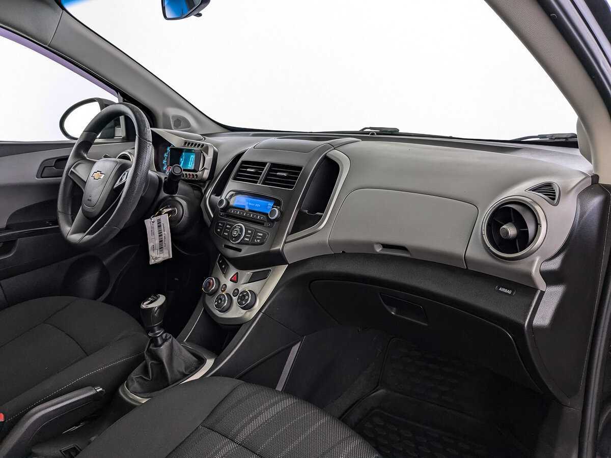 Chevrolet Aveo 2014 года с пробегом. Фото: #8