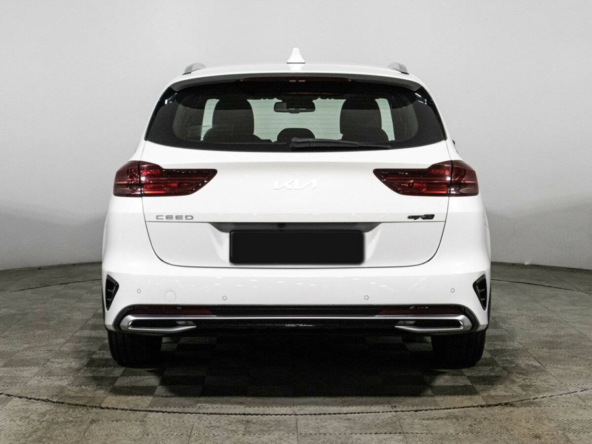 Kia Ceed 2021 года с пробегом. Фото: #5