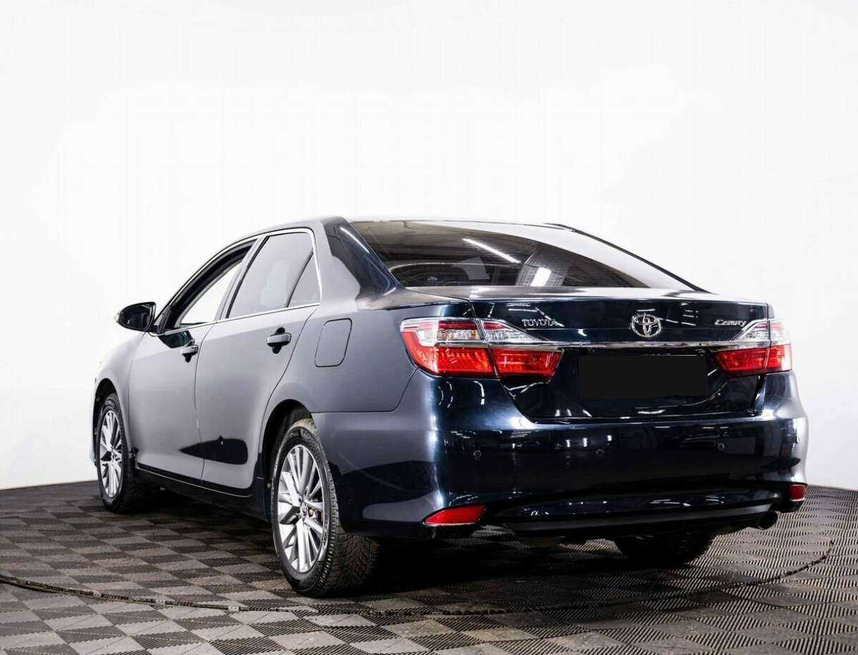 Toyota Camry 2015 года с пробегом. Фото: #3