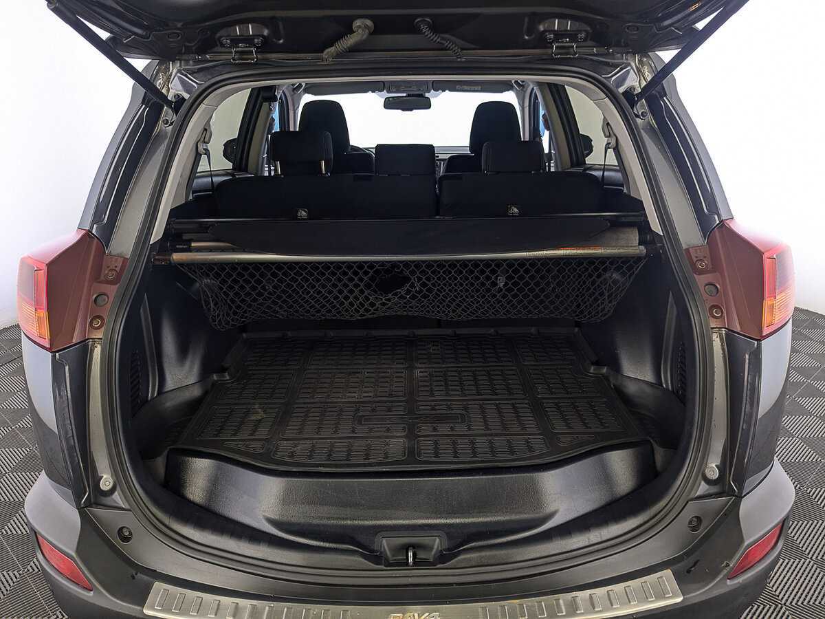 Toyota RAV4 2014 года с пробегом. Фото: #9