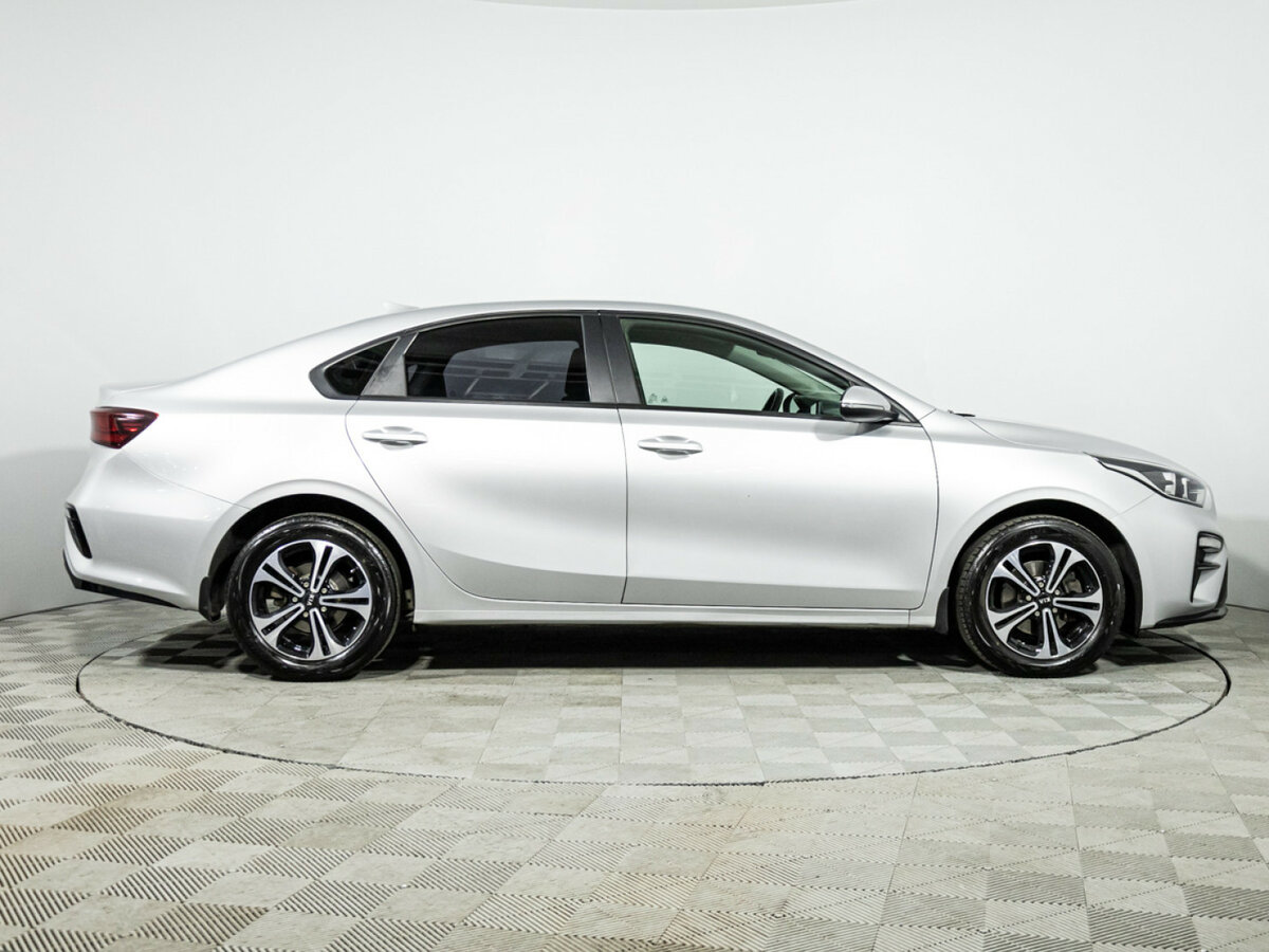Kia Cerato 2019 года с пробегом. Фото: #3