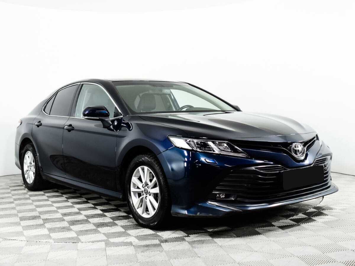 Toyota Camry 2019 года с пробегом. Фото: #3