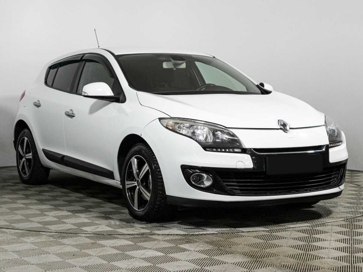 Renault Megane 2013 года с пробегом. Фото: #2