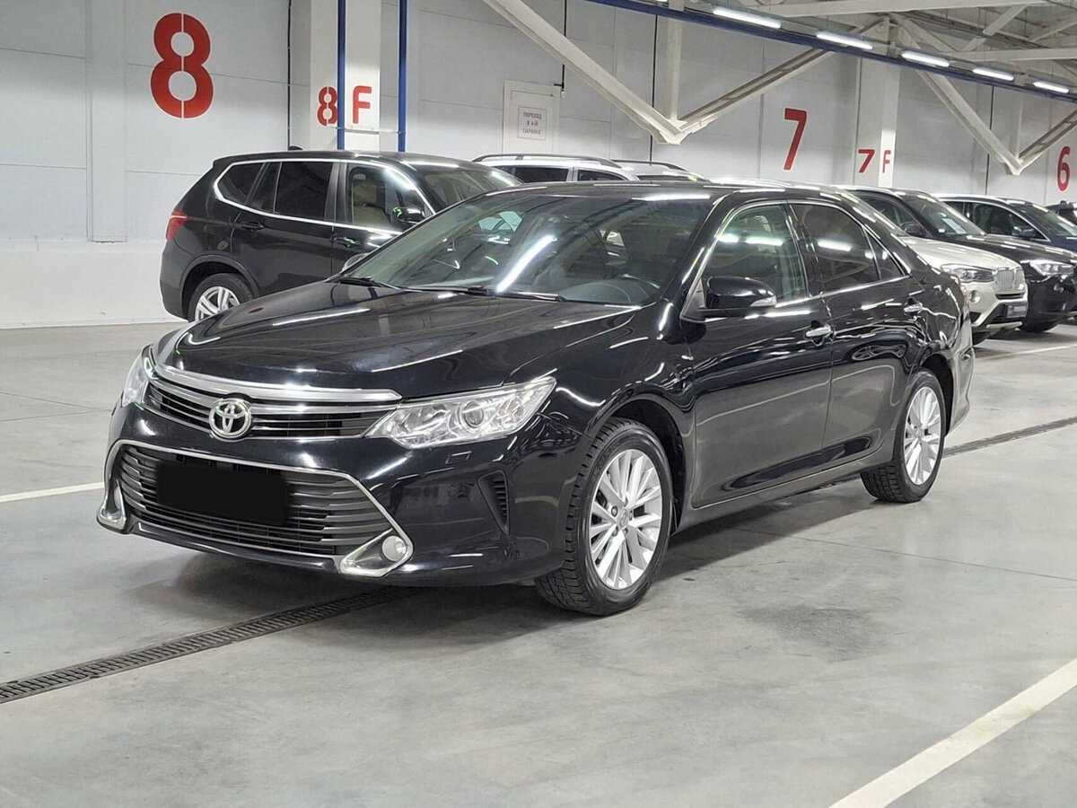 Toyota Camry 2015 года с пробегом. Фото: #0