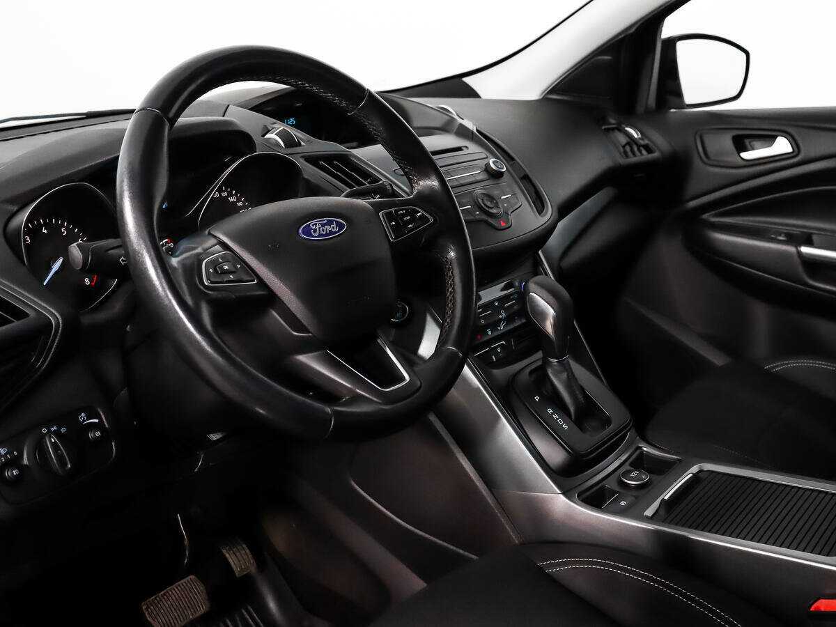 Ford Kuga 2018 года с пробегом. Фото: #8