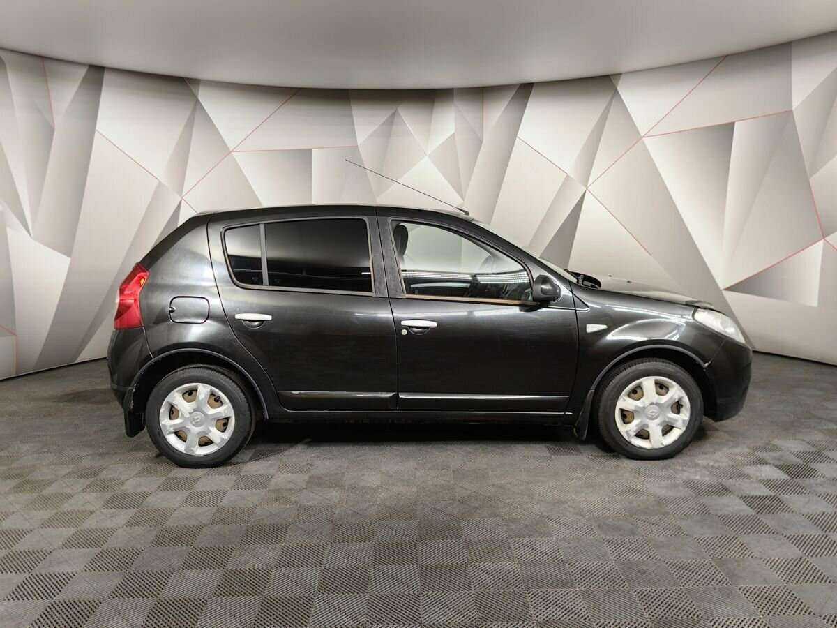 Renault Sandero 2013 года с пробегом. Фото: #5