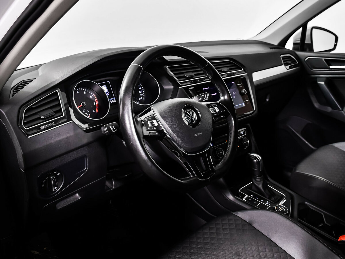 Volkswagen Tiguan 2020 года с пробегом. Фото: #10