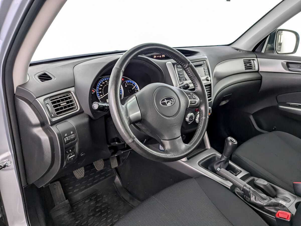 Subaru Forester 2012 года с пробегом. Фото: #13