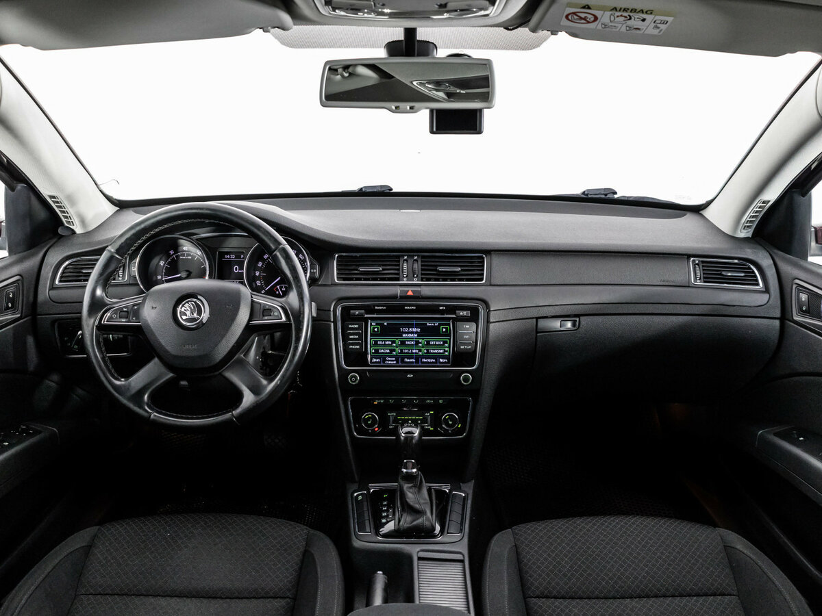 Skoda Superb 2014 года с пробегом. Фото: #7