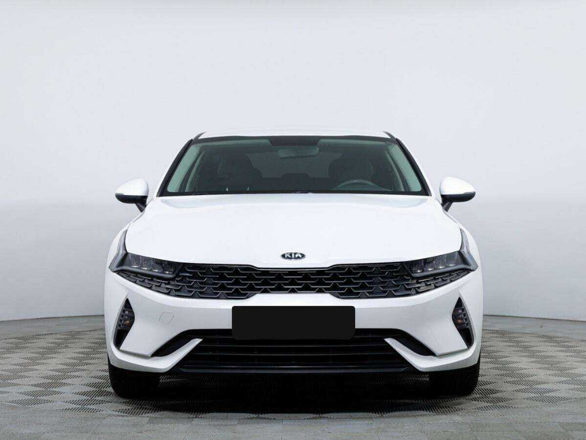 Kia K5 2021 года с пробегом. Посмотреть фото