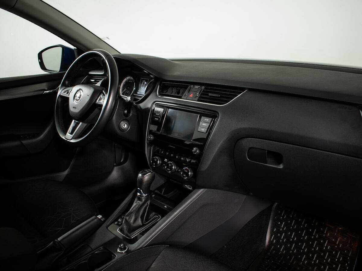 Skoda Octavia 2019 года с пробегом. Фото: #8