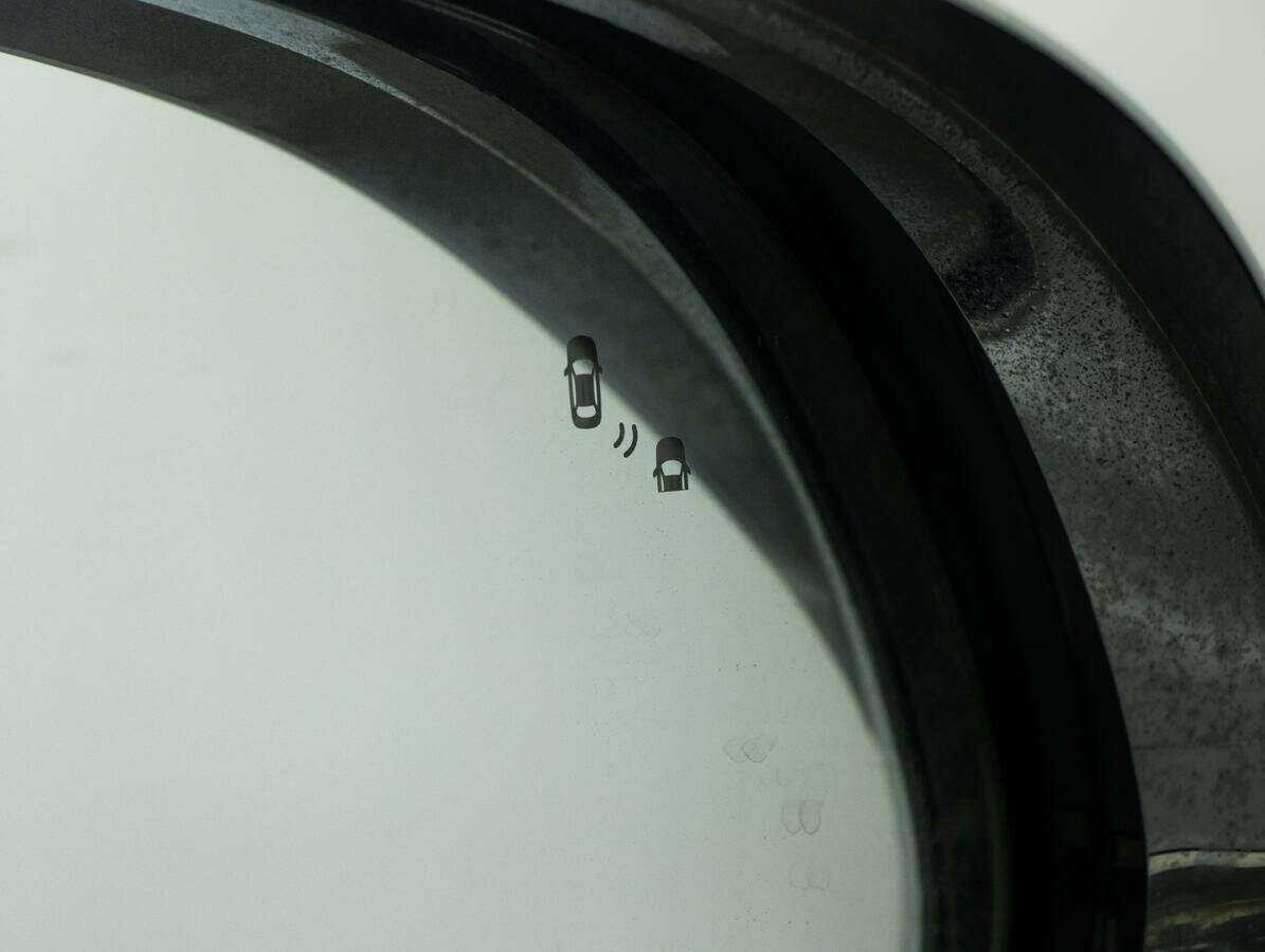 Hyundai Santa Fe 2019 года с пробегом. Фото: #28