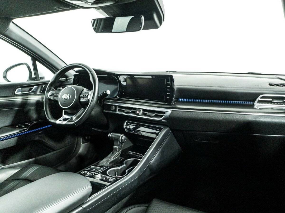 Kia K5 2021 года с пробегом. Фото: #8