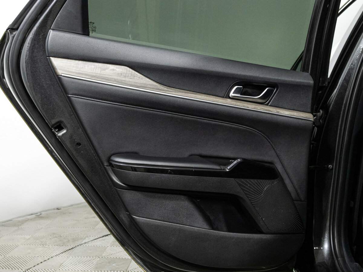 Kia K5 2021 года с пробегом. Фото: #26