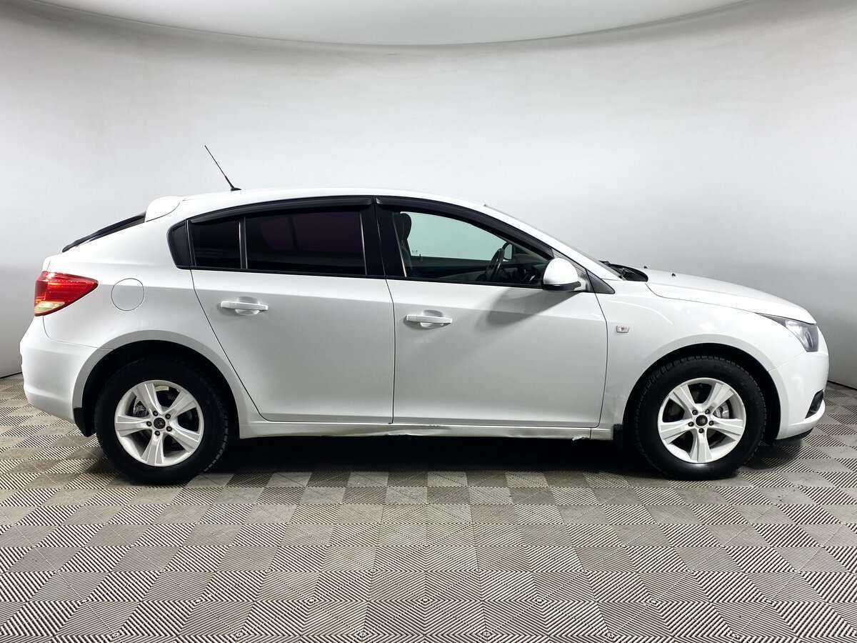 Chevrolet Cruze 2012 года с пробегом. Фото: #2