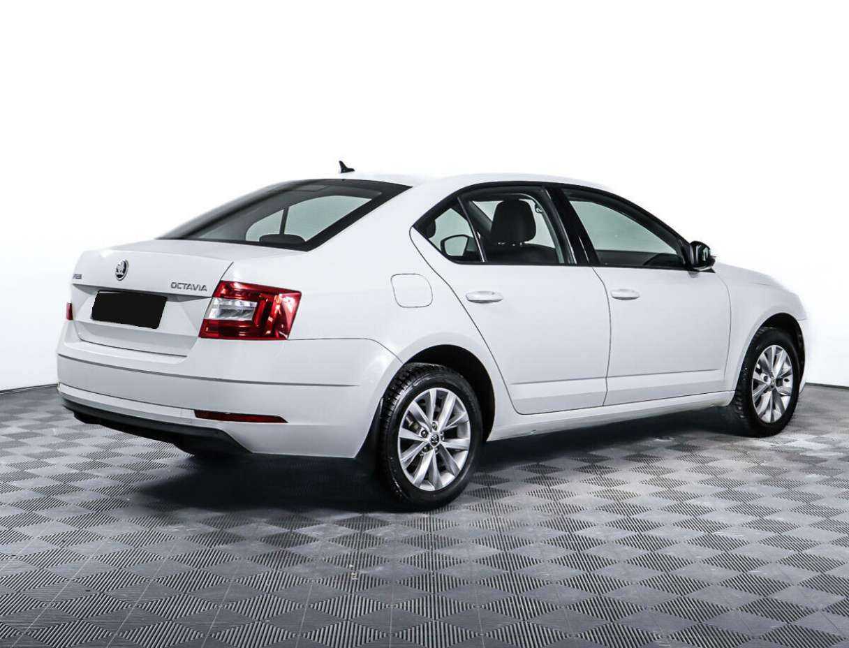 Skoda Octavia 2018 года с пробегом. Фото: #4