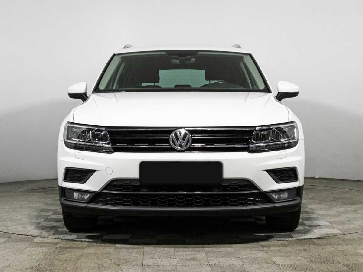 Volkswagen Tiguan 2018 года с пробегом. Посмотреть фото