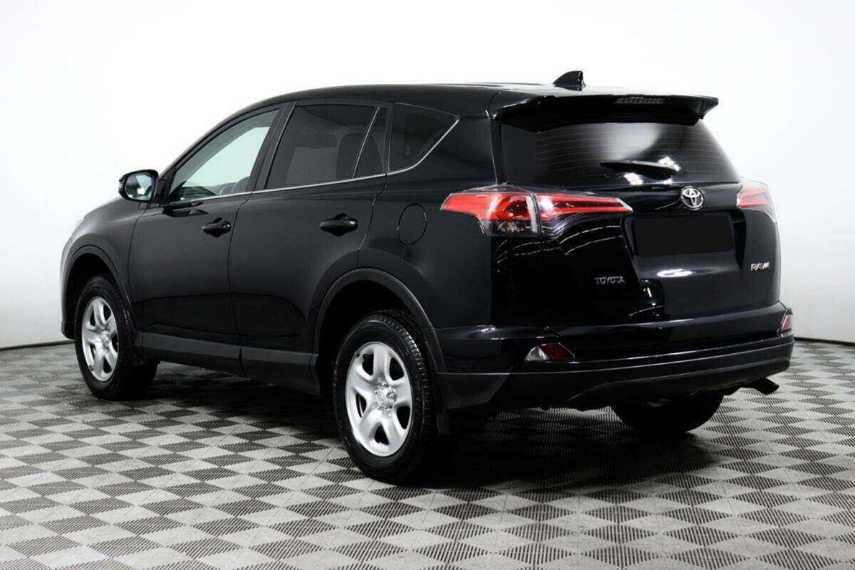 Toyota RAV4 2019 года с пробегом. Фото: #6