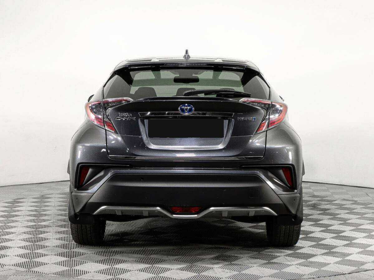 Toyota C-HR 2018 года с пробегом. Фото: #5