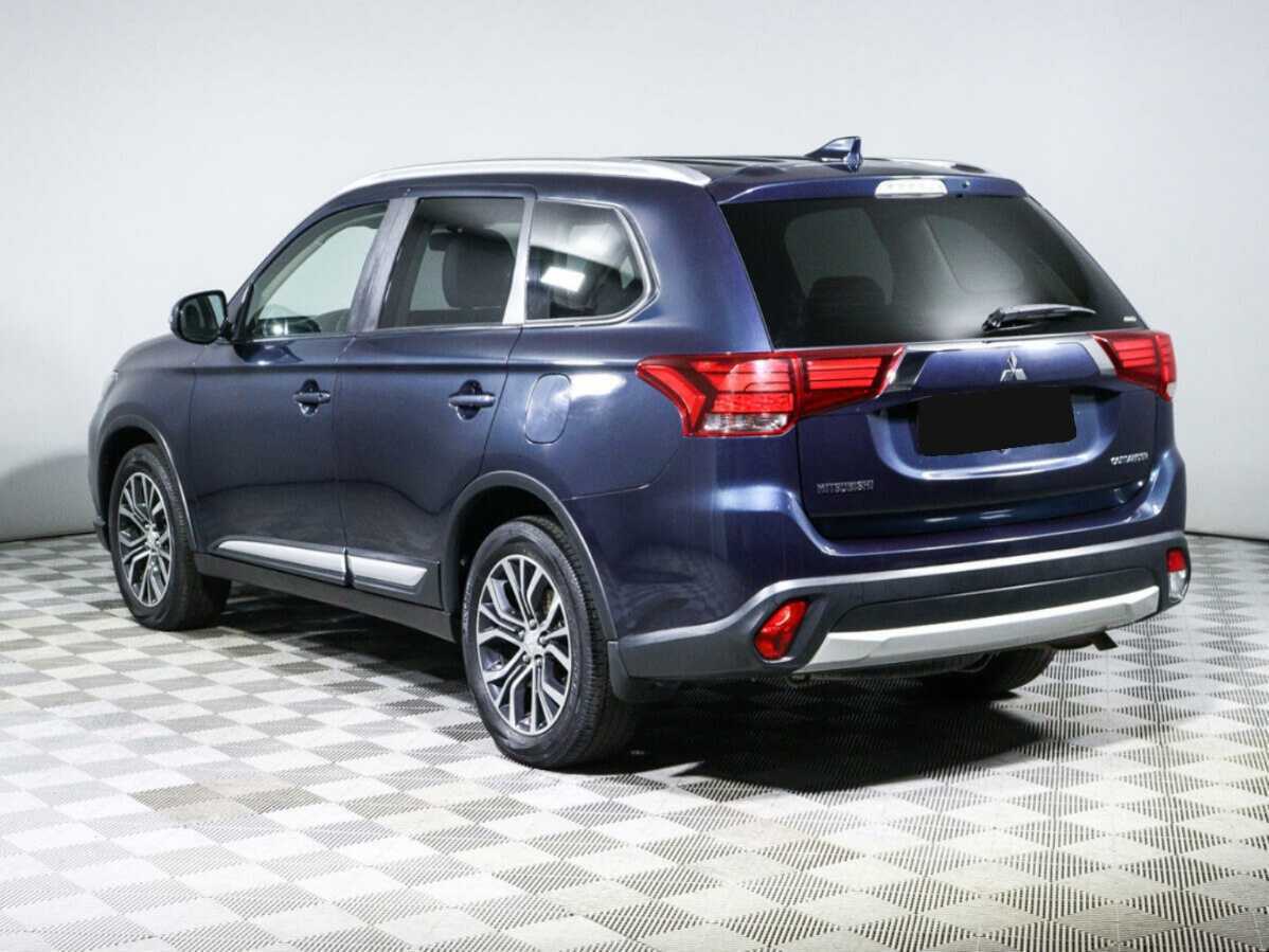 Mitsubishi Outlander 2018 года с пробегом. Фото: #5