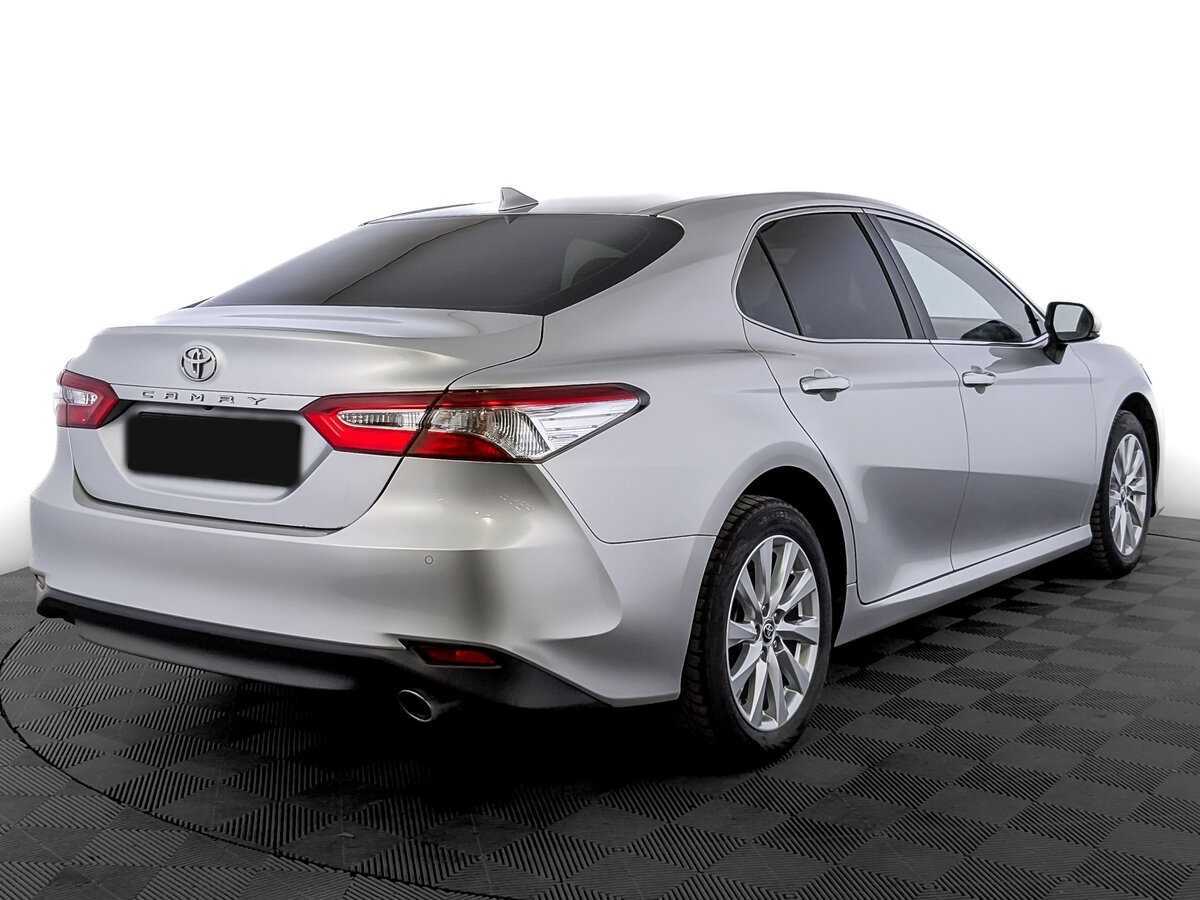 Toyota Camry 2019 года с пробегом. Фото: #4