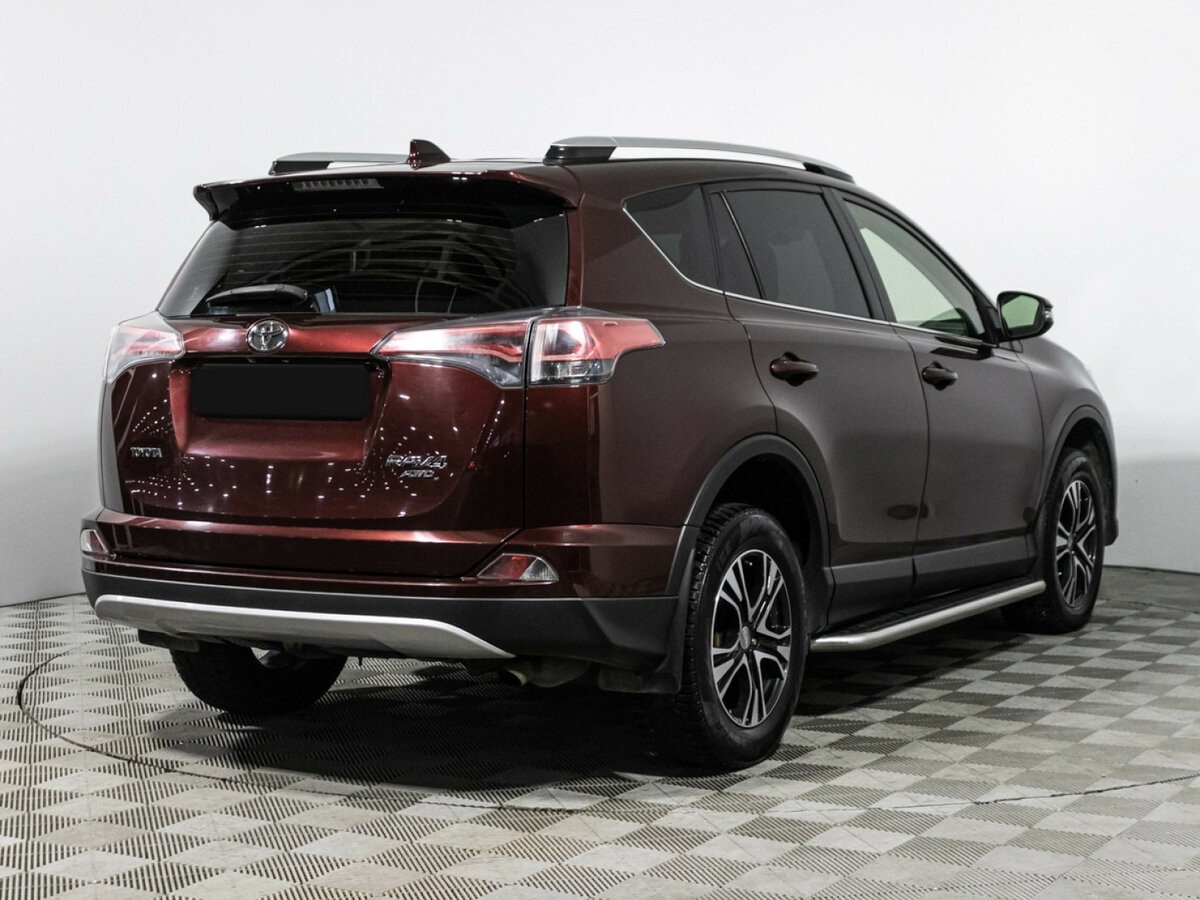 Toyota RAV4 2016 года с пробегом. Фото: #3