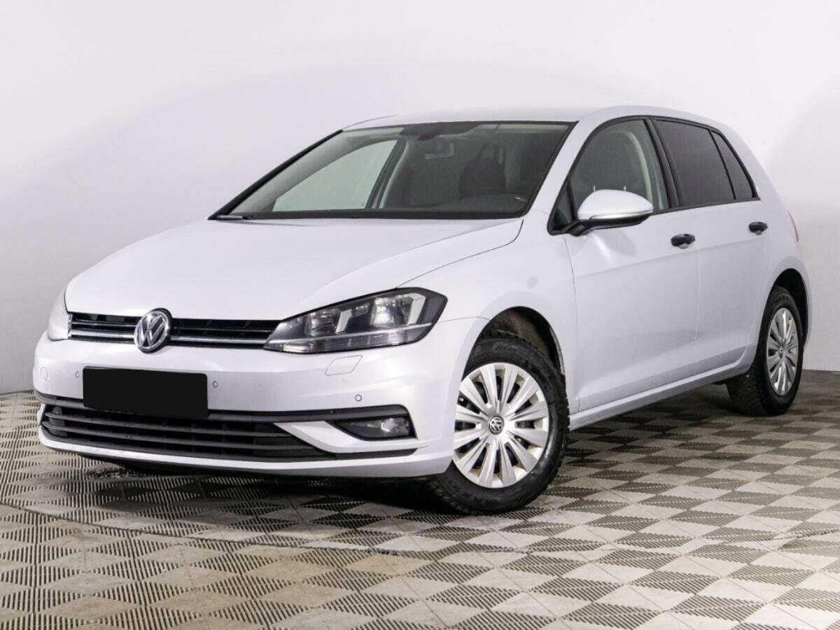 Volkswagen Golf 2018 года с пробегом. Посмотреть фото