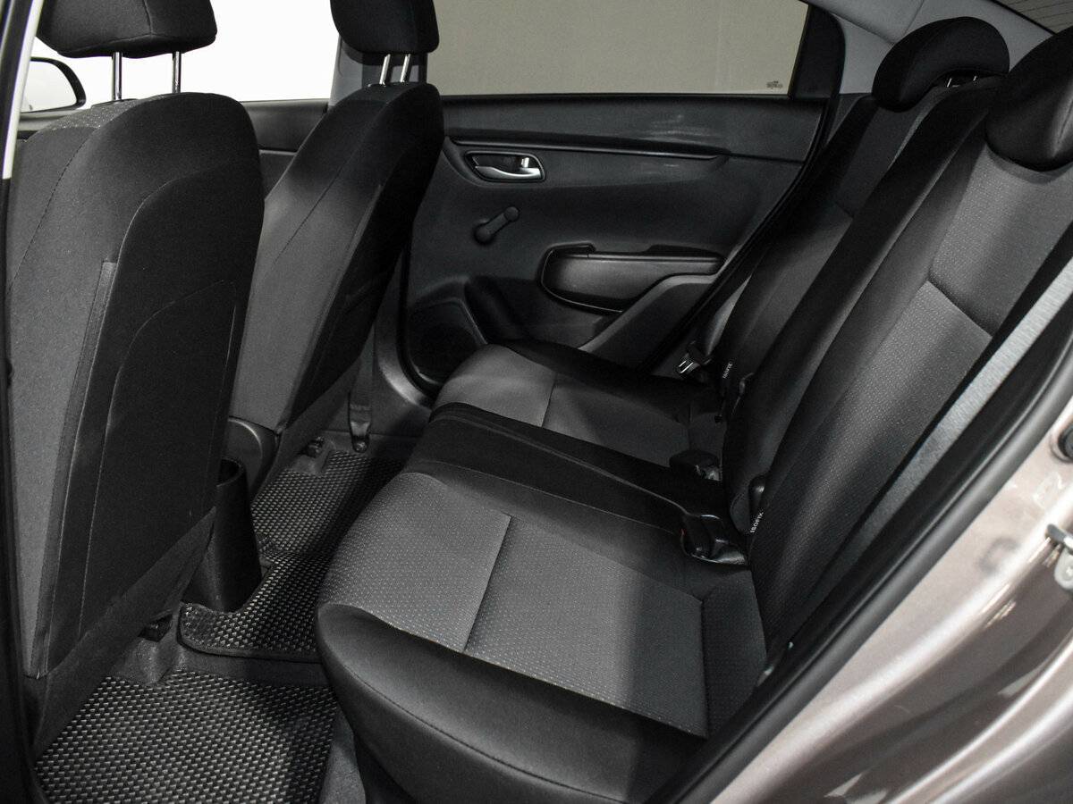 Kia Rio 2020 года с пробегом. Фото: #10