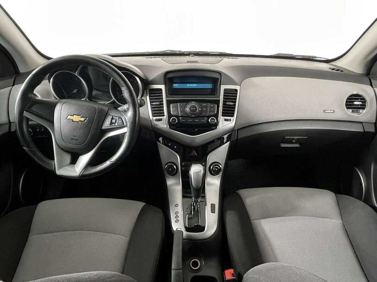 Chevrolet Cruze 2012 года с пробегом. Фото: #5