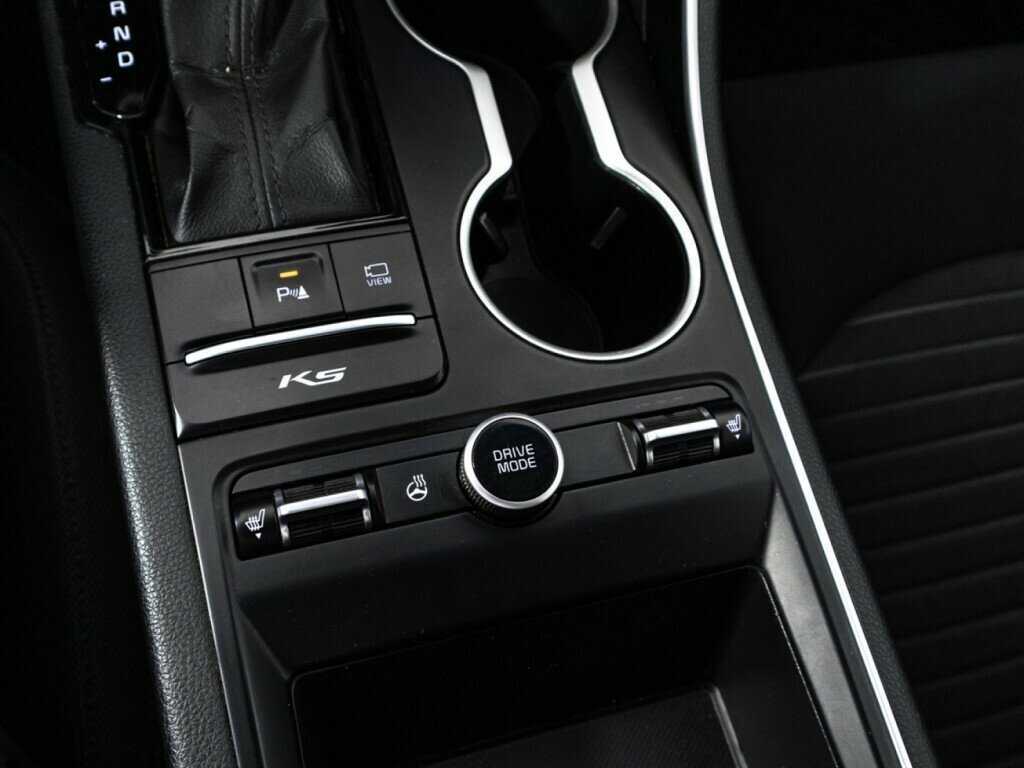 Kia K5 2021 года с пробегом. Фото: #17