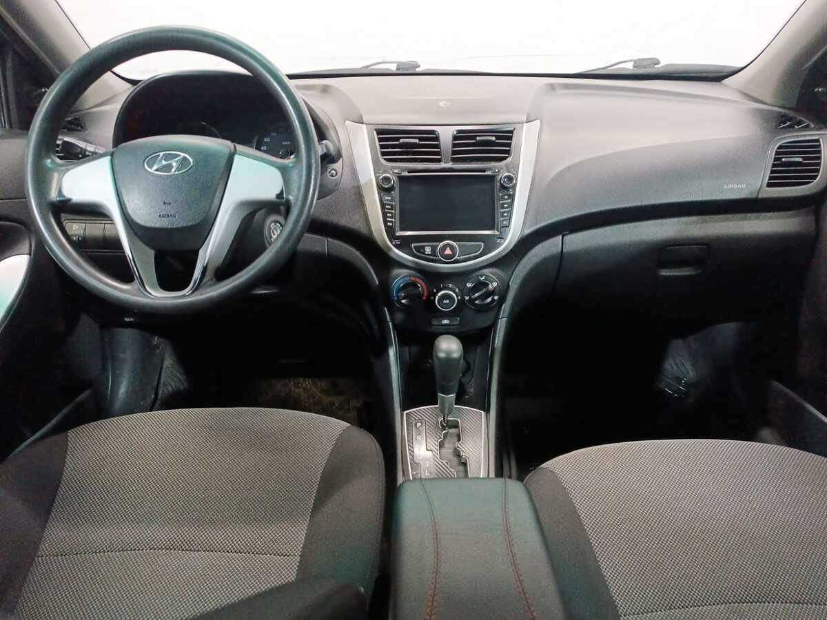 Hyundai Solaris 2012 года с пробегом. Фото: #8