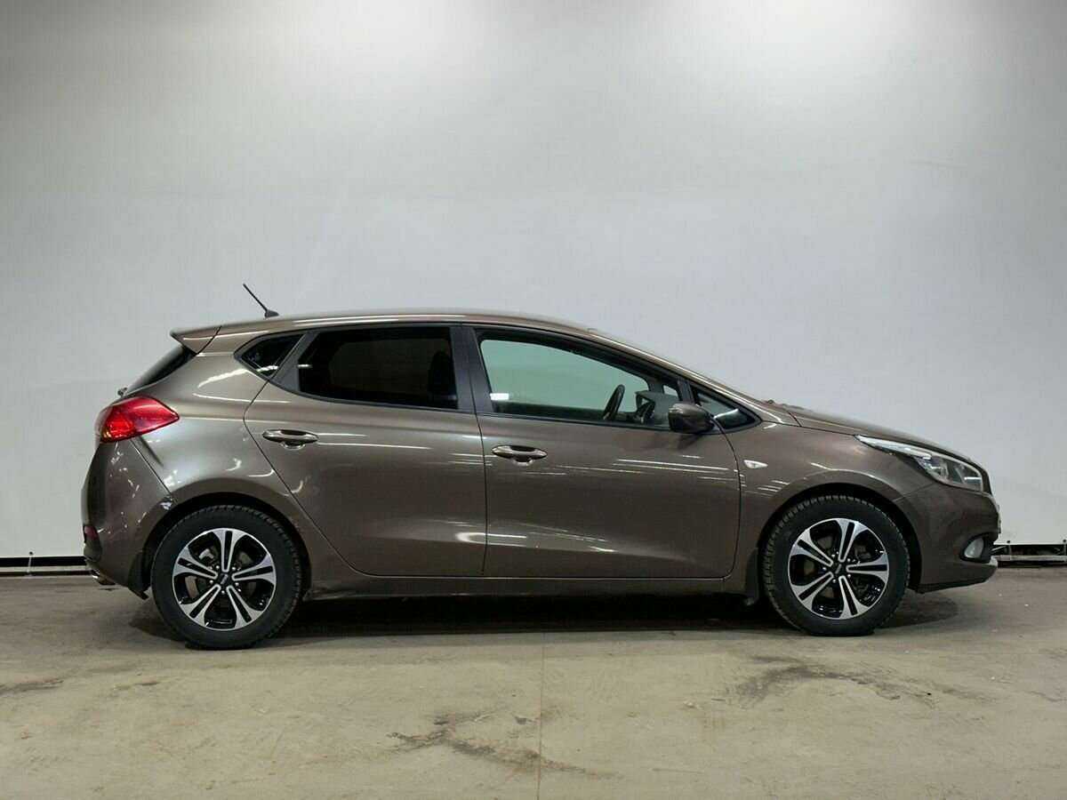 Kia Ceed 2013 года с пробегом. Фото: #3
