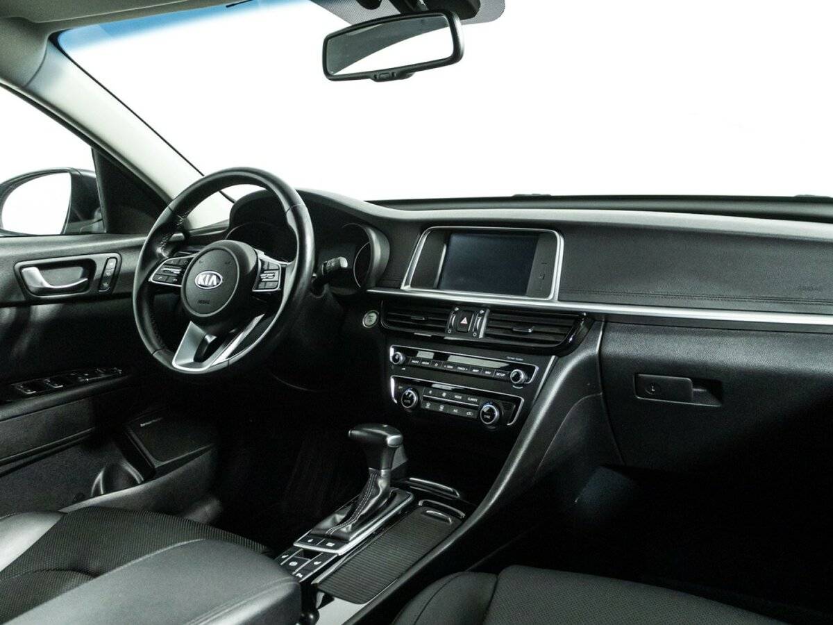 Kia Optima 2018 года с пробегом. Фото: #8